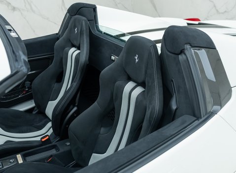 Ferrari 458 Speciale Aperta 37