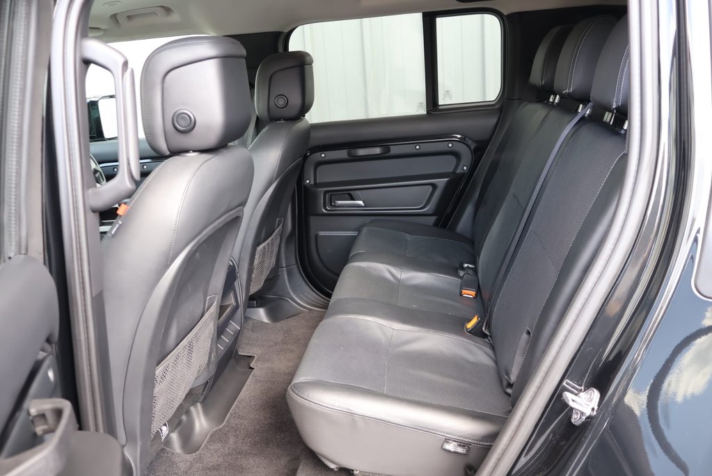 Land Rover Defender 110 D300 HARD TOP X-DYNAMIC HSE MHEV URBAN WIDE TRACK EDTION REAR SEATS FITTED 29