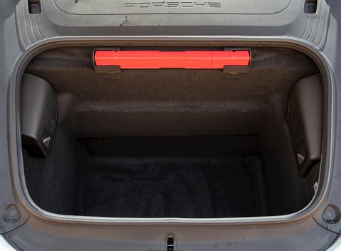 Porsche 911 (991.2) Carrera 4 GTS 'British Legends E 35