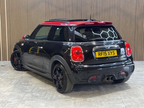 Mini Hatch 2.0 John Cooper Works Auto 3dr 29