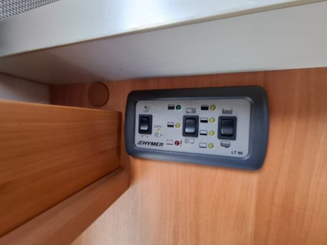 Hymer Exsis 2005 LHD 13