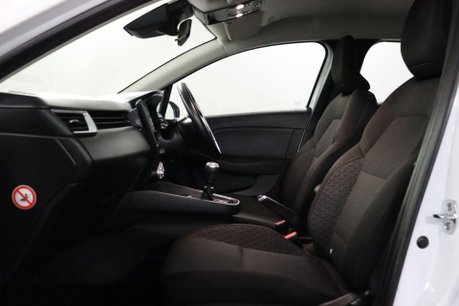 Renault Clio ICONIC EDITION TCE 44