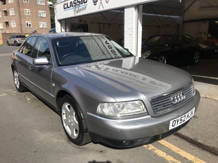 Audi A8 QUATTRO