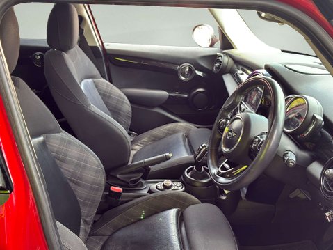Mini Hatch 2.0 Cooper S Automatic 5dr - NATIONAL DELIVERY* 7
