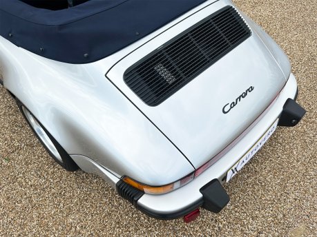 Porsche 911 CARRERA 3.2 CONVERTIBLE 34