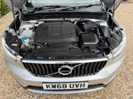 Volvo XC40 2.0 D4 Inscription Auto AWD Euro 6 (s/s) 5dr 15