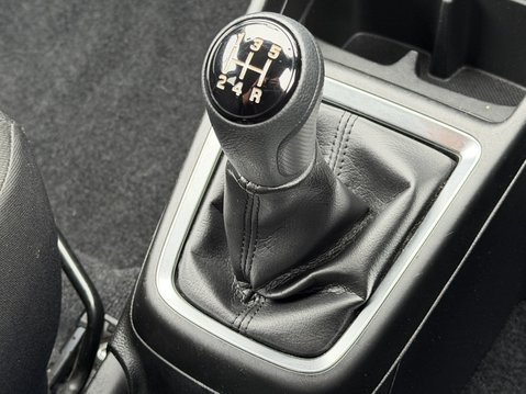 Suzuki Swift 1.2 Dualjet 83 12V Hybrid SZ-L 5dr 29