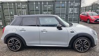 Mini Hatch 1.5 Cooper Hatchback 5dr Petrol Steptronic Euro 6 (s/s) (136 ps) 15