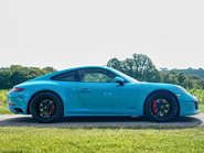Porsche 911 CARRERA GTS 3