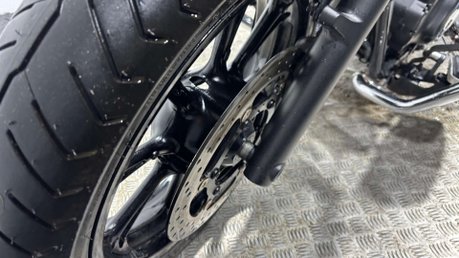 Yamaha XVS MIDNIGHT STAR 2013 29K MOT SERVICED PANNIERS CRUISER BIKE 950CC 34