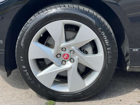Jaguar I-Pace I-PACE EV400 SE 4WD 5dr - NATIONAL DELIVERY* 35