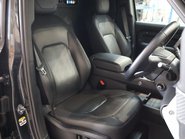 Land Rover Defender 110 2023 D300 HARD TOP X-DYNAMIC  22