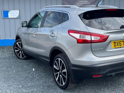 Nissan Qashqai 1.6 dCi Tekna Euro 6 (s/s) 5dr 27
