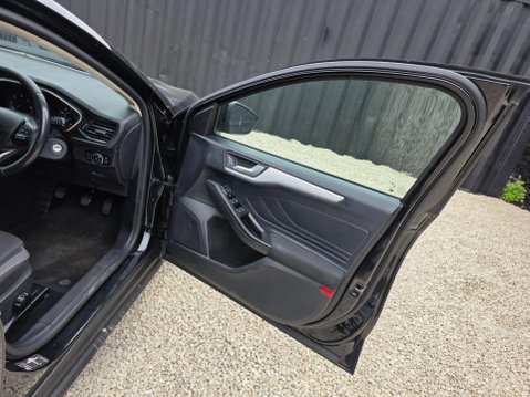 Ford Focus 1.5 EcoBlue Zetec Euro 6 (s/s) 5dr 27
