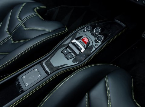 Ferrari 458 SPIDER 28