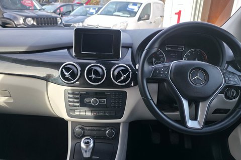 Mercedes-Benz B Class B180 BLUEEFFICIENCY SE LOOK! FULL SERVICE HISTORY! 10 MERCEDES SERVICES! 17