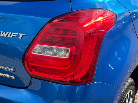 Suzuki Swift SZ5 DUALJET ALLGRIP MHEV 14