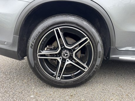 Mercedes-Benz GLC GLC 220D 4Matic AMG Line Auto Diesel SAT NAV/PARKTRONIC/SIDE STEPS 39