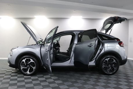 Citroen C4 PURETECH SHINE S/S 6