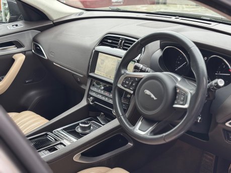 Jaguar F-Pace 2.0 D180 Portfolio SUV 5dr Diesel Auto AWD Euro 6 (s/s) (180 ps) 3