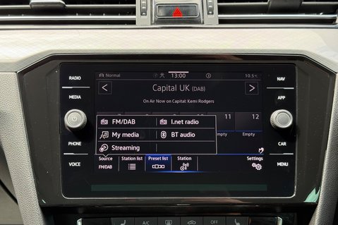 Volkswagen Passat SEL TSI EVO DSG - FULL LEATHER - VAT Q - FULL SERVICE HISTORY - ONE OWNER 45