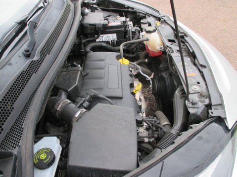 Vauxhall Corsa 1.4i ecoTEC SE Nav Euro 6 5dr 43