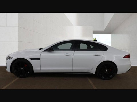 Jaguar XF R-DYNAMIC S 7