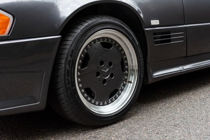 Mercedes-Benz SL 60 AMG 12