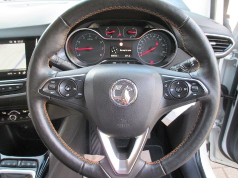 Vauxhall Crossland X 1.2 Turbo Elite Nav Euro 6 (s/s) 5dr 19