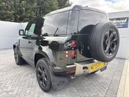 Land Rover Defender 90 D300 Hard Top X-Dynamic HSE 2