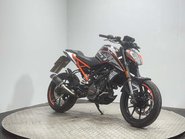 KTM Duke 2018 26K RUNNING PROJECT BIKE SPARES OR REPAIR 125CC NAKED 3