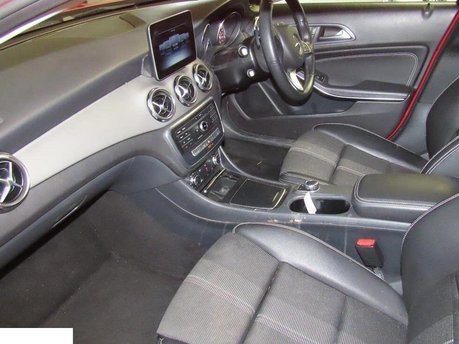 Mercedes-Benz GLA 1.6 GLA180 GPF Urban Edition SUV 5dr Petrol 7G-DCT Euro 6 (s/s) (122 ps) 4