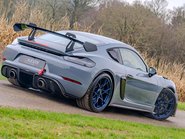 Porsche 718 GT4 RS 20