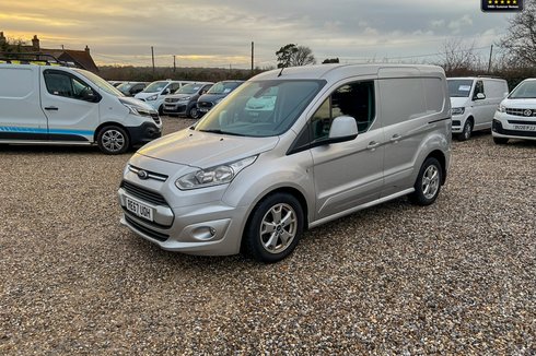 Ford Transit Connect AUTO SWB L1H1 Limited 200 Alloys Camera Sensors EURO 6 NO VAT