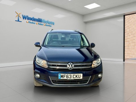 Volkswagen Tiguan 2.0 TDI BlueMotion Tech SE DSG 4WD Euro 5 (s/s) 5dr 6