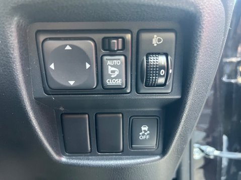 Nissan Juke 1.6 SHIRO 21