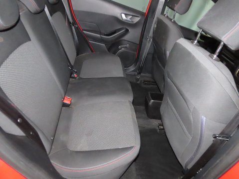 Ford Fiesta ST-LINE 8