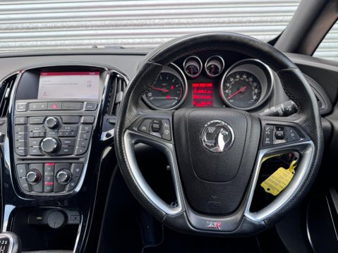 Vauxhall Astra GTC 2.0T VXR Euro 6 (s/s) 3dr 36