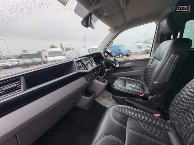 Volkswagen Transporter Crew Cab SWB L1H1 Highline Twin Side Doors SELECT 14