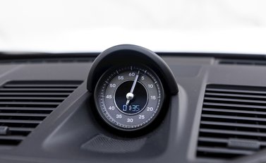 Porsche 911 Turbo S (992) 17