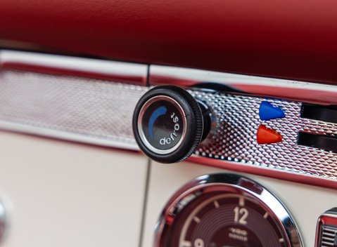 Mercedes-Benz 280 SL W113 Pagoda 34