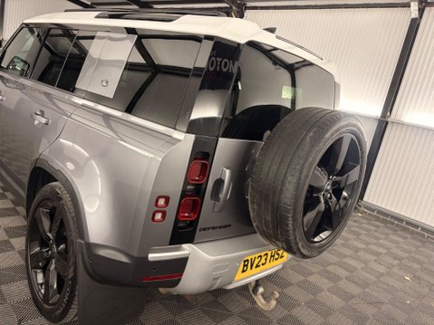Land Rover Defender 3.0 D250 MHEV SE Auto 4WD Euro 6 (s/s) 5dr 40