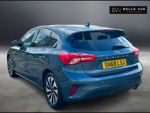 Ford Focus 1.0 Focus Zetec 5dr - NATIONAL DELIVERY* 5