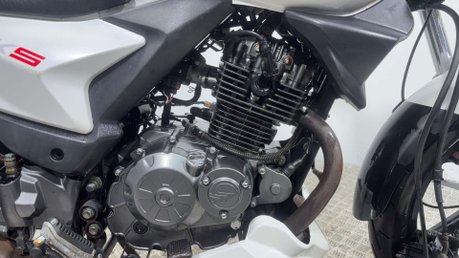 Keeway RKS 2018 4K PROJECT BIKE LEARNER BIKE SPARES OR REPAIR 125CC 9