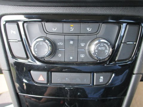 Vauxhall Mokka X 1.4i Turbo Design Nav Auto Euro 6 5dr 20