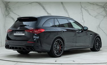Mercedes-Benz C63 S AMG E Performance Estate Night Edition 3