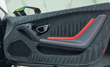 Lamborghini Huracan TECNICA 20