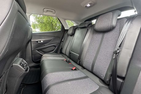Peugeot 3008 1.2 PureTech GPF Allure SUV 5dr Petrol EAT Euro 6 (s/s) (130 ps) 24