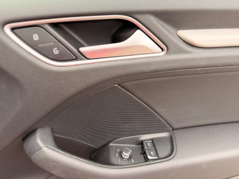 Audi A3 TDI S LINE 19