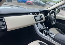 Land Rover Range Rover Sport HSE DYNAMIC AUTO P400e PETROL HYBRID PAN ROOF 30